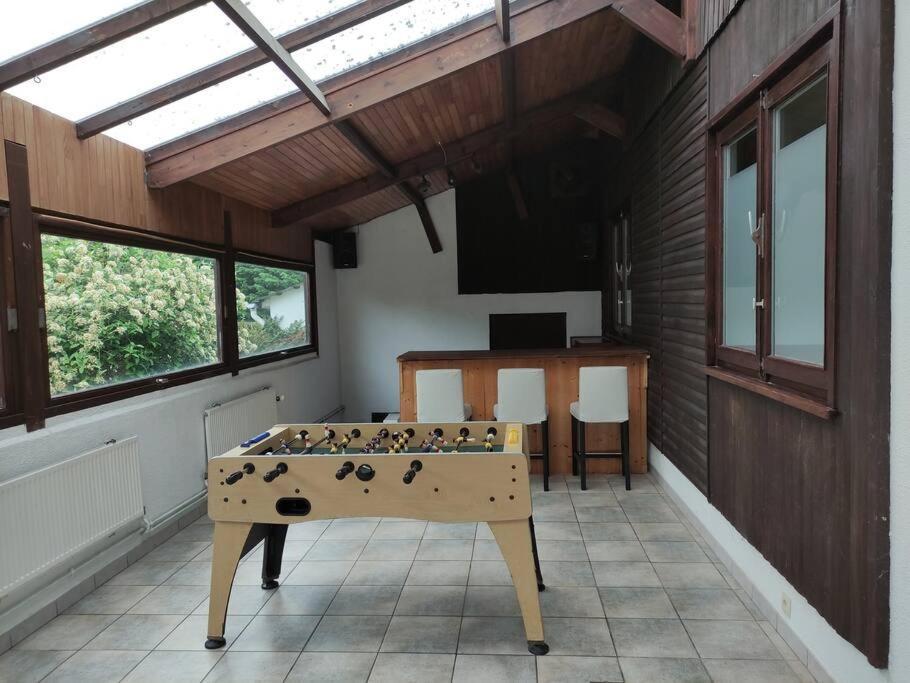 Villa Spacieuse Et Accueillante モンス エクステリア 写真